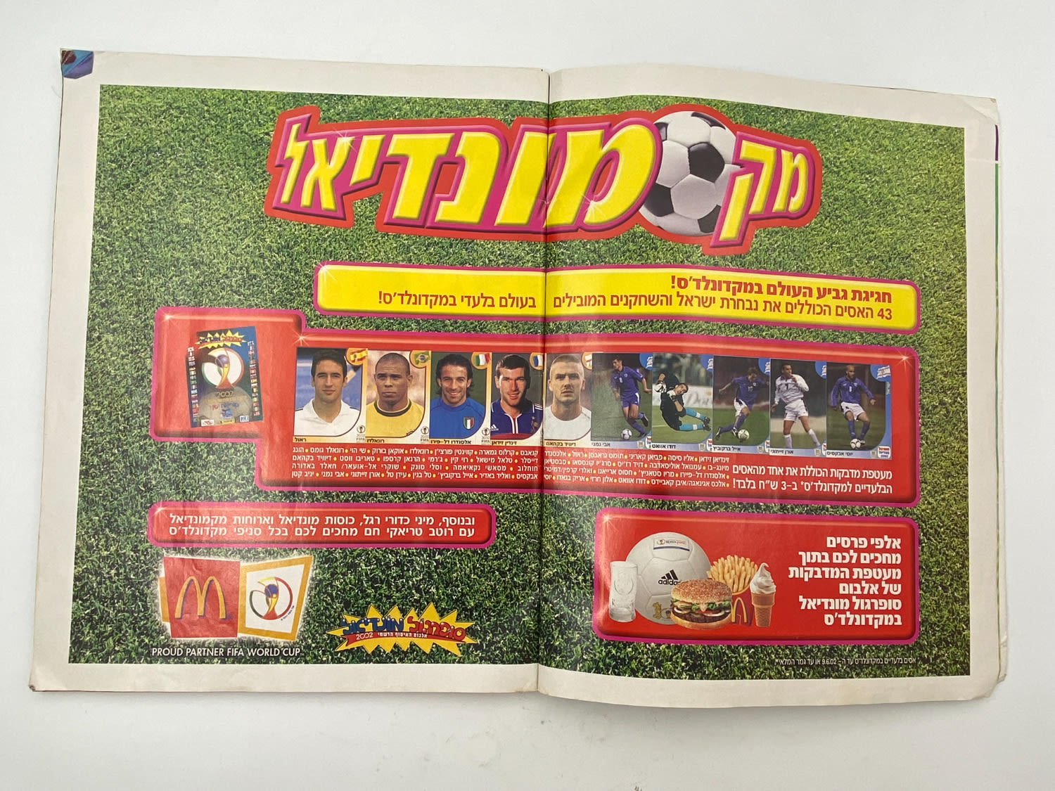 אלבומי מדבקות - אלבום סופרגול מונדיאל 2002 - קוריאה יפן
שימו לב - חסרים מספר עמודים, עמ' 42 עד עמ' 54. ... - 1 3