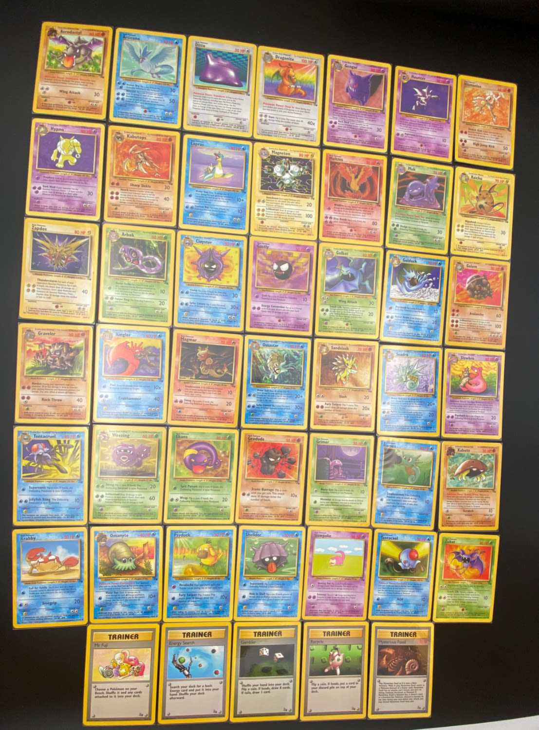 קלפי איסוף - סט שלם של קלפי פוקימון Fossil, כולל 16 Holographic cards, מצבים NM-M - כל הקלפים שמורים בsleeves ... - 1 32