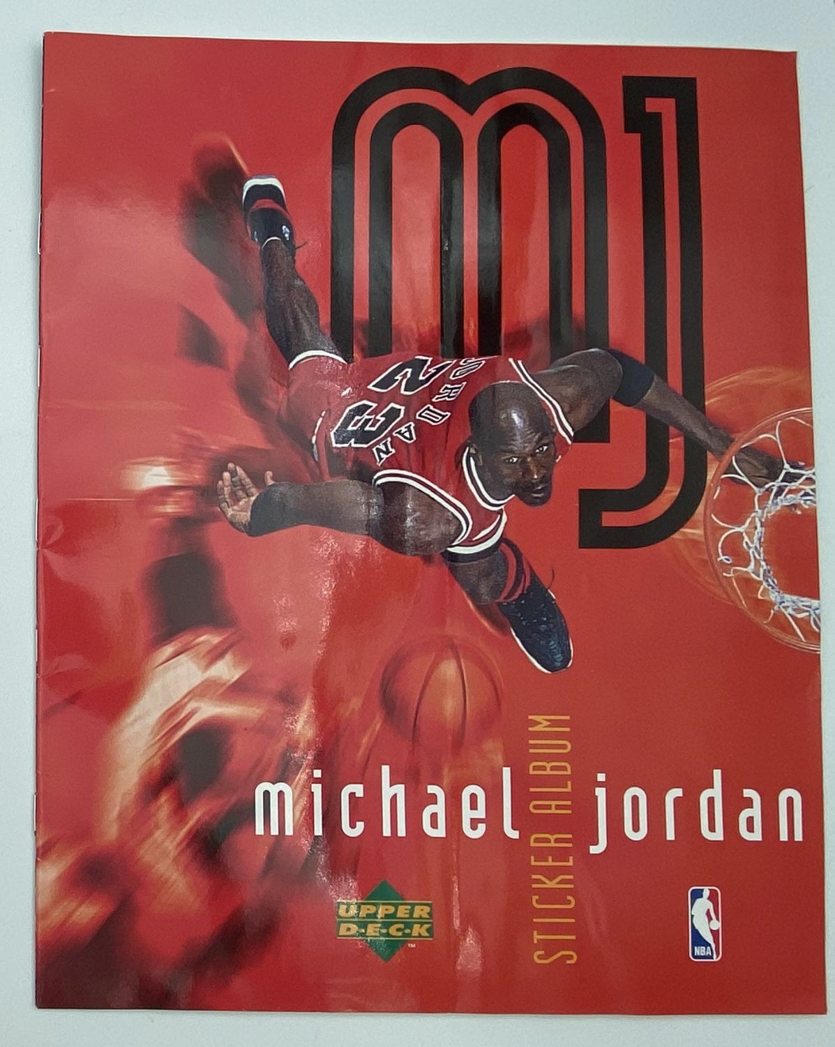 אלבומי מדבקות - אלבום מדבקות מייקל ג'ורדן - Michae Jordan - 1998 - עברית - 85% מלא
מצב טוב מאוד ... - 1 0