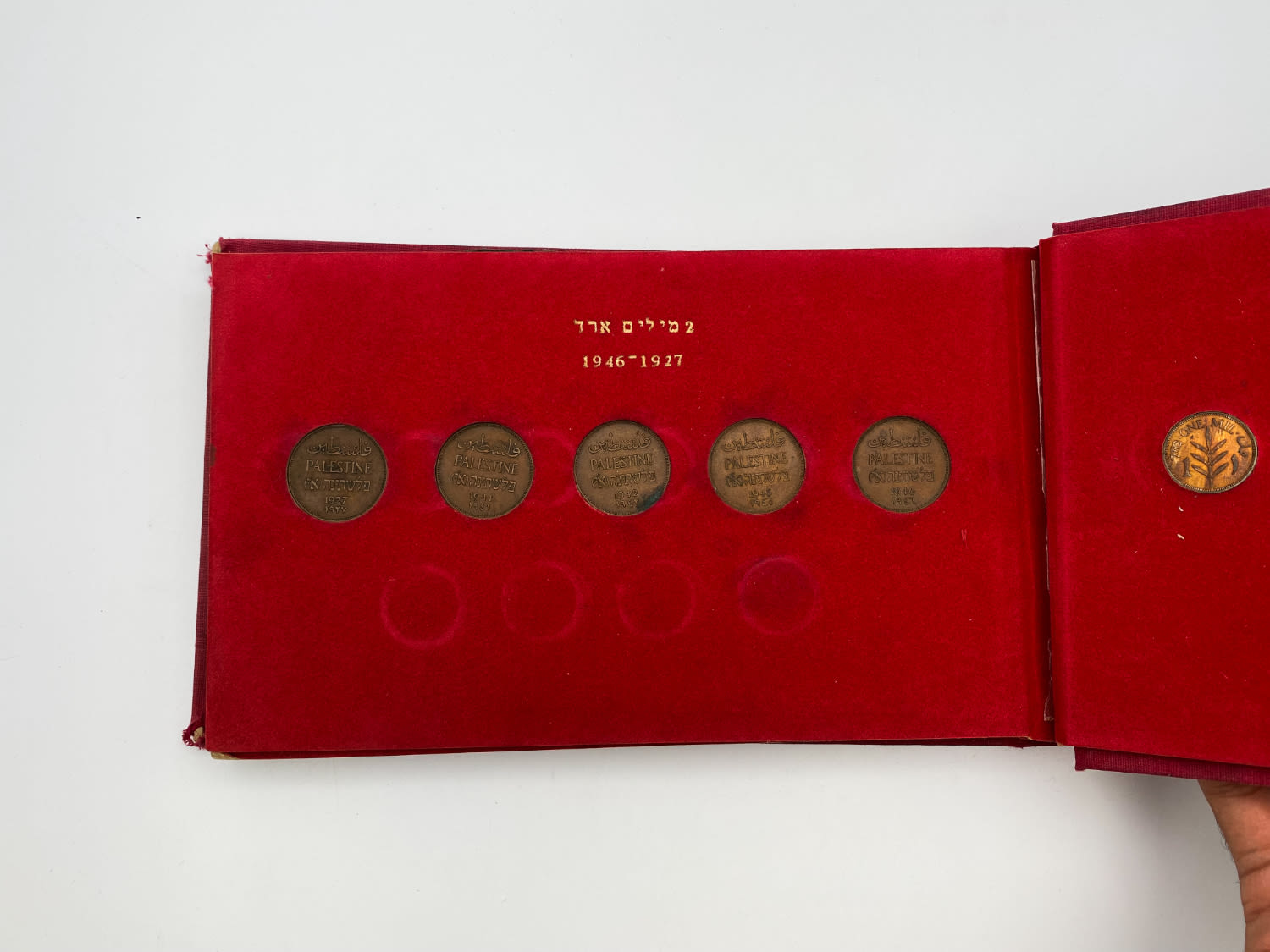 Palestine - Full 59 Coins set of British Mandath
Full set that includes cons in value of 1 - ... - 1 10