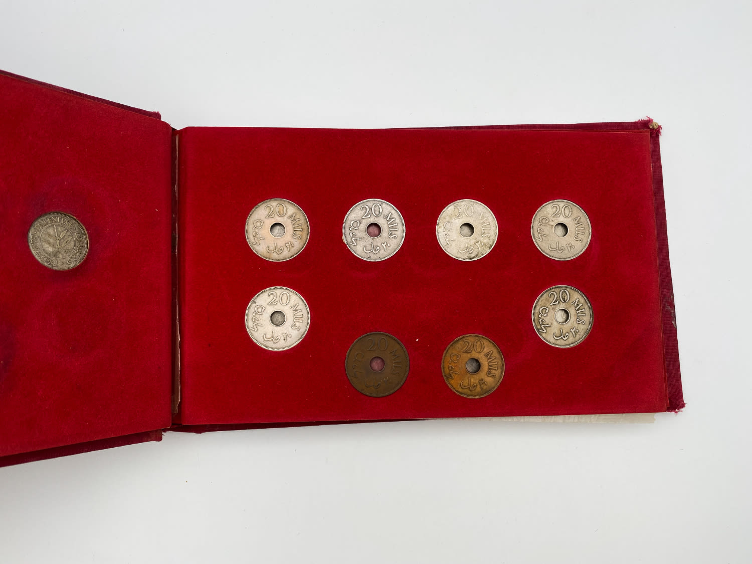 Palestine - Full 59 Coins set of British Mandath
Full set that includes cons in value of 1 - ... - 1 2