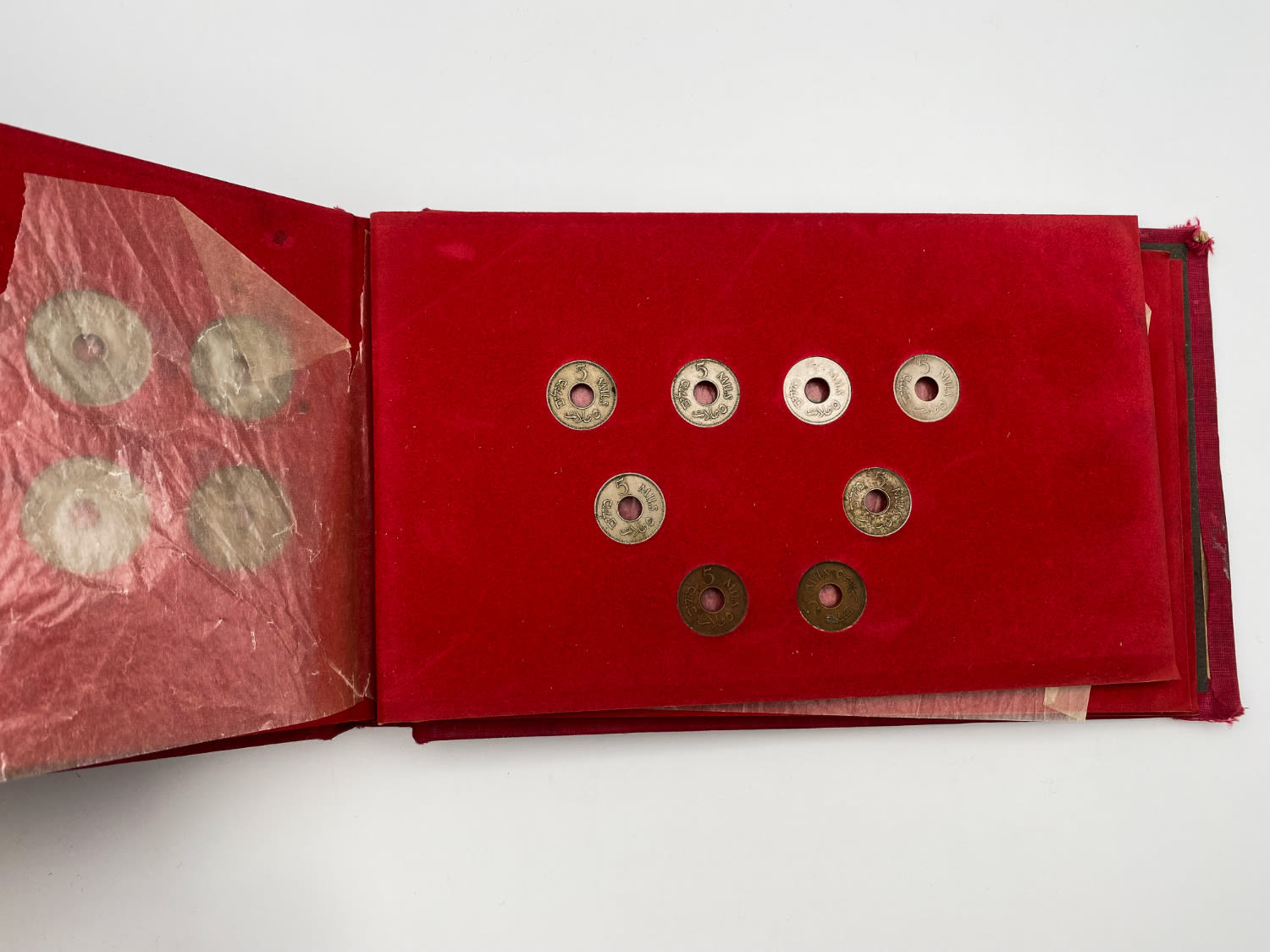 Palestine - Full 59 Coins set of British Mandath
Full set that includes cons in value of 1 - ... - 1 13
