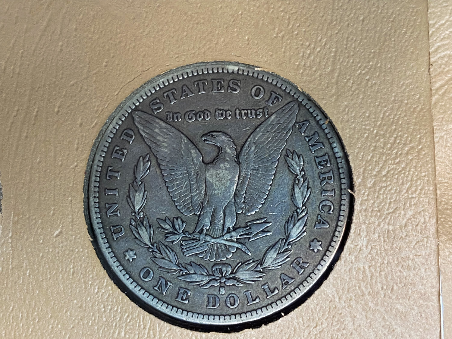 USA - A prestigious album containing 40 Morgan dollar coins from different years (1878-1890) and different ... - 1 15