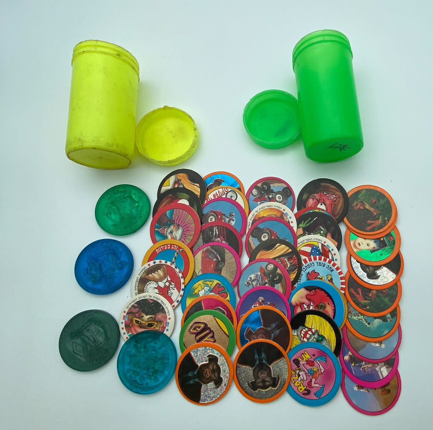 פוגים - כ40 פוגים מסדרות שוונת + 4 פצצים ו-2 מחסניות פוגים בעברית! מחסניות הפוגים מאוד קשות להשגה ולא מופיעות ... - 1 0