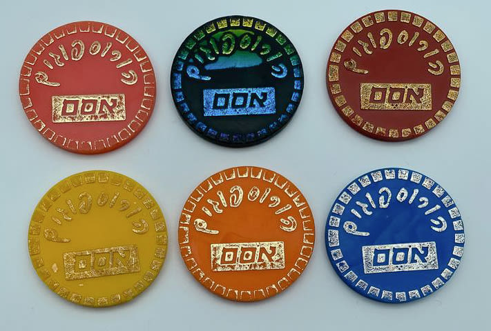 פוגים - מקבץ 6 פצצים - "הורוספוגים אסם" - צבעים שונים ובמצבים טובים מאד - קשים להשגה
המשחק שכבש ... - 1 0