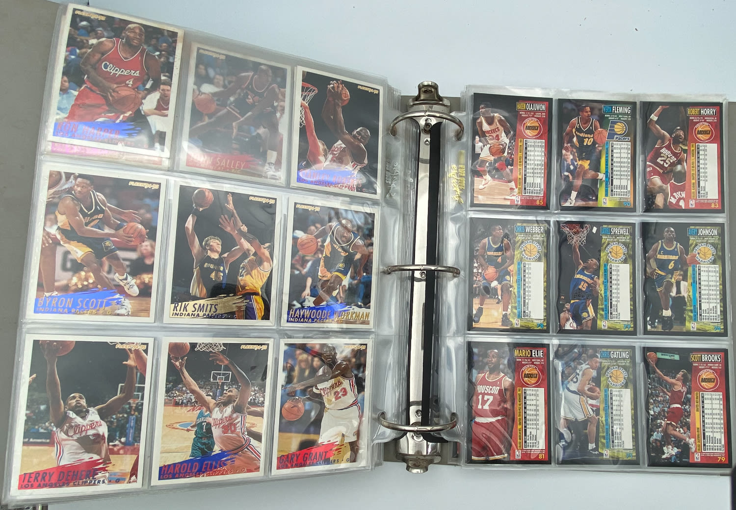 קלפי איסוף - כדורסל - מקבץ קרוב ל-200 קלפי NBA רגילים וגם Topps - לא ממוינים, נמכרים כמו שהתקבלו אצלנו - הזדמנות ... - 1 9