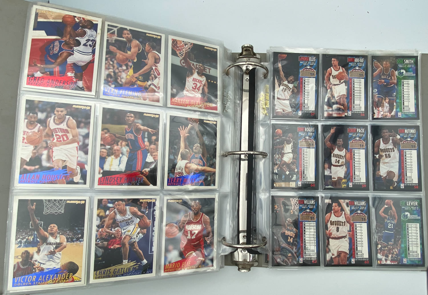 קלפי איסוף - כדורסל - מקבץ קרוב ל-200 קלפי NBA רגילים וגם Topps - לא ממוינים, נמכרים כמו שהתקבלו אצלנו - הזדמנות ... - 1 12