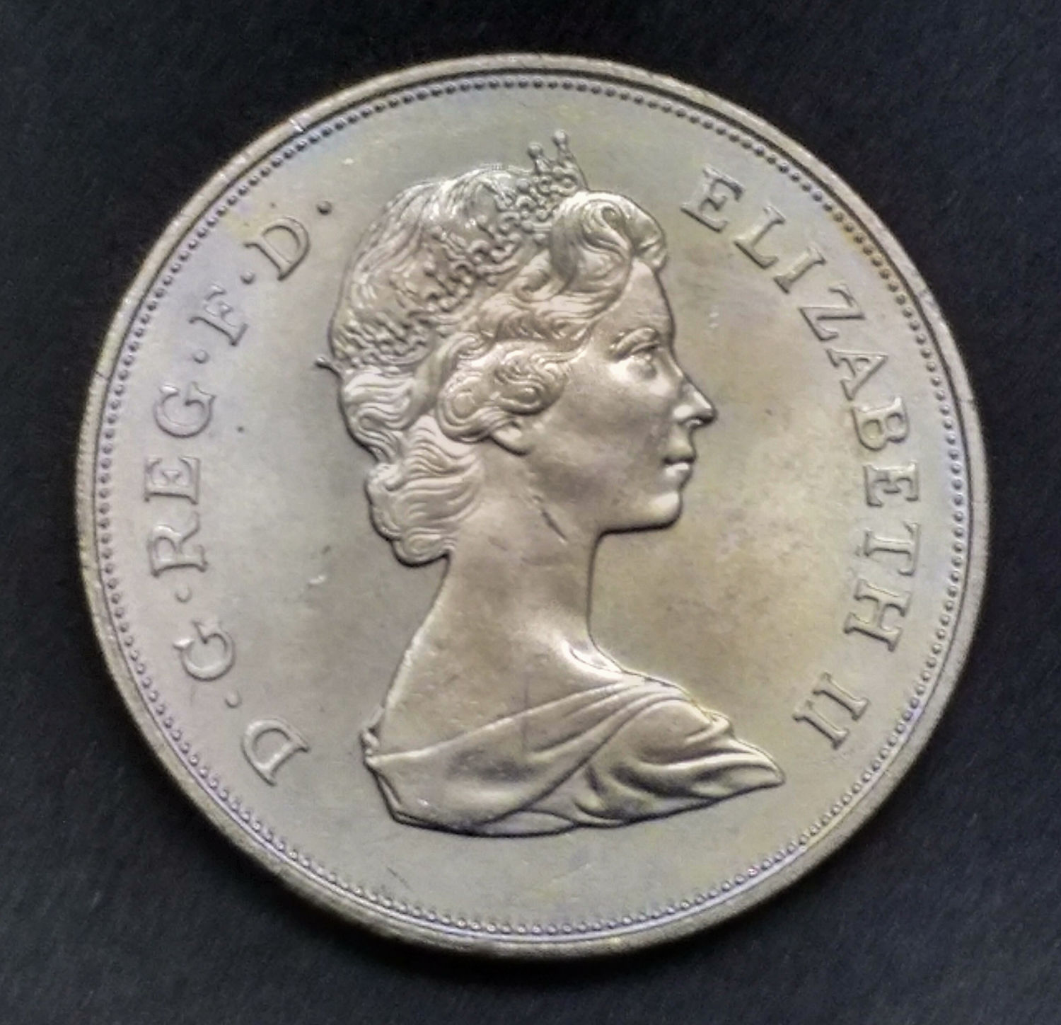 England - silver coin - Diana. - 1 0