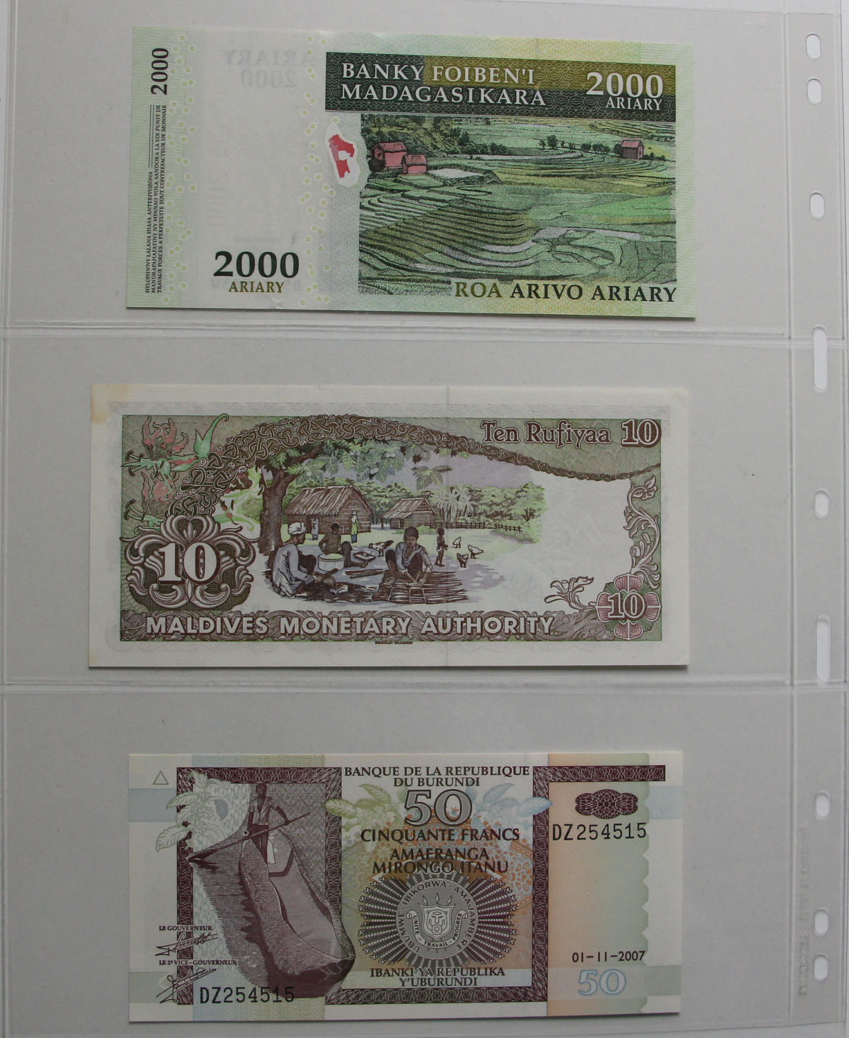 World BankNotes Album - 02. - 1 5