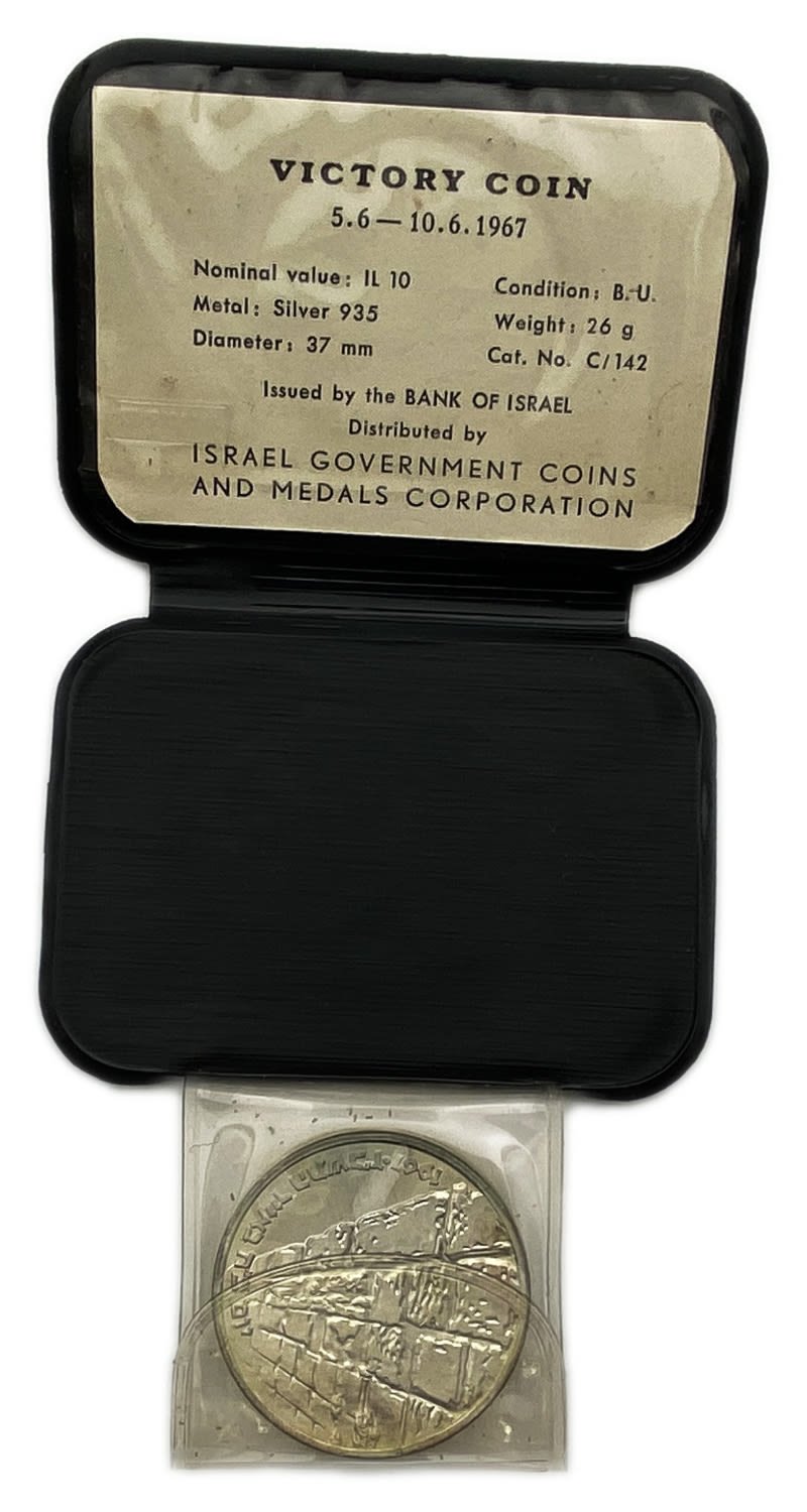 Israel - 10 Lirot 1967 - Victory - silver 900, 26 g, 37 mm
Special Currency, 1967
The ... - 1 1