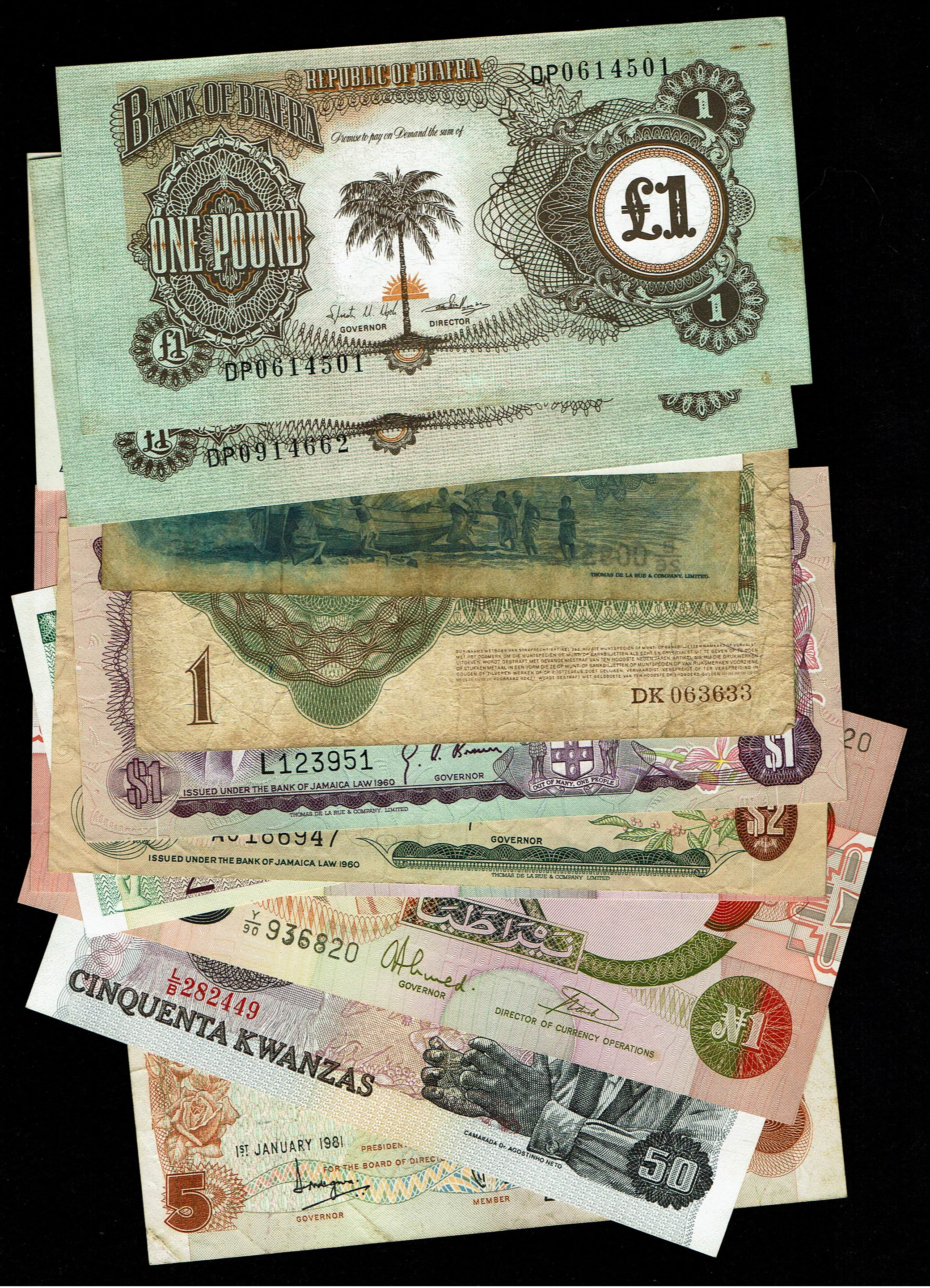 World - Very Large Group of World Banknotes - Various Countries, Years and Conditions - 1 1