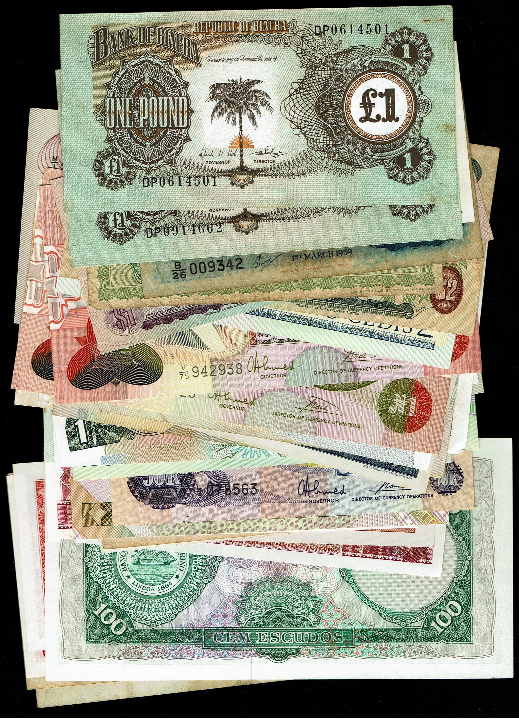 World - Very Large Group of World Banknotes - Various Countries, Years and Conditions - 1 0