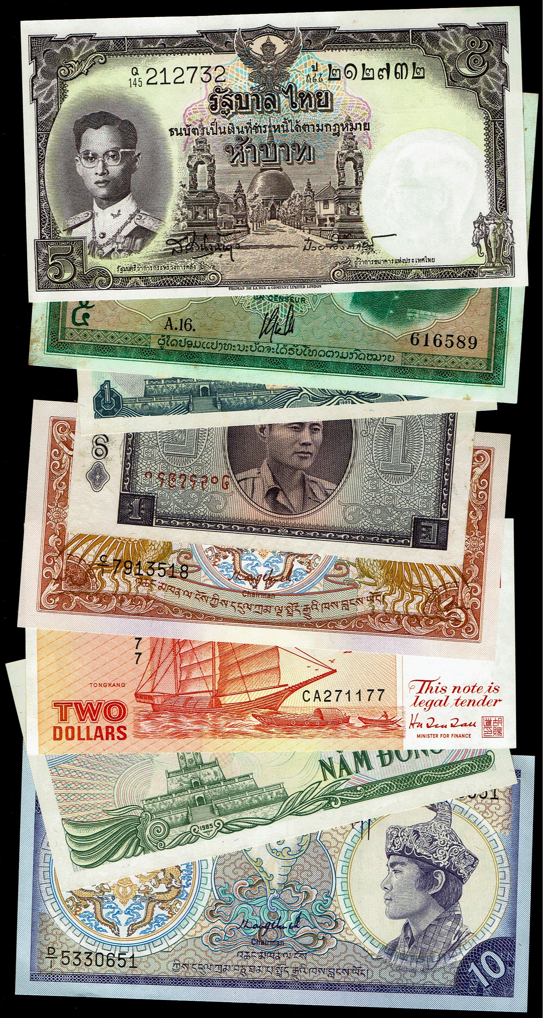 World - Very Large Group of World Banknotes - Various Countries, Years and Conditions - 1 14