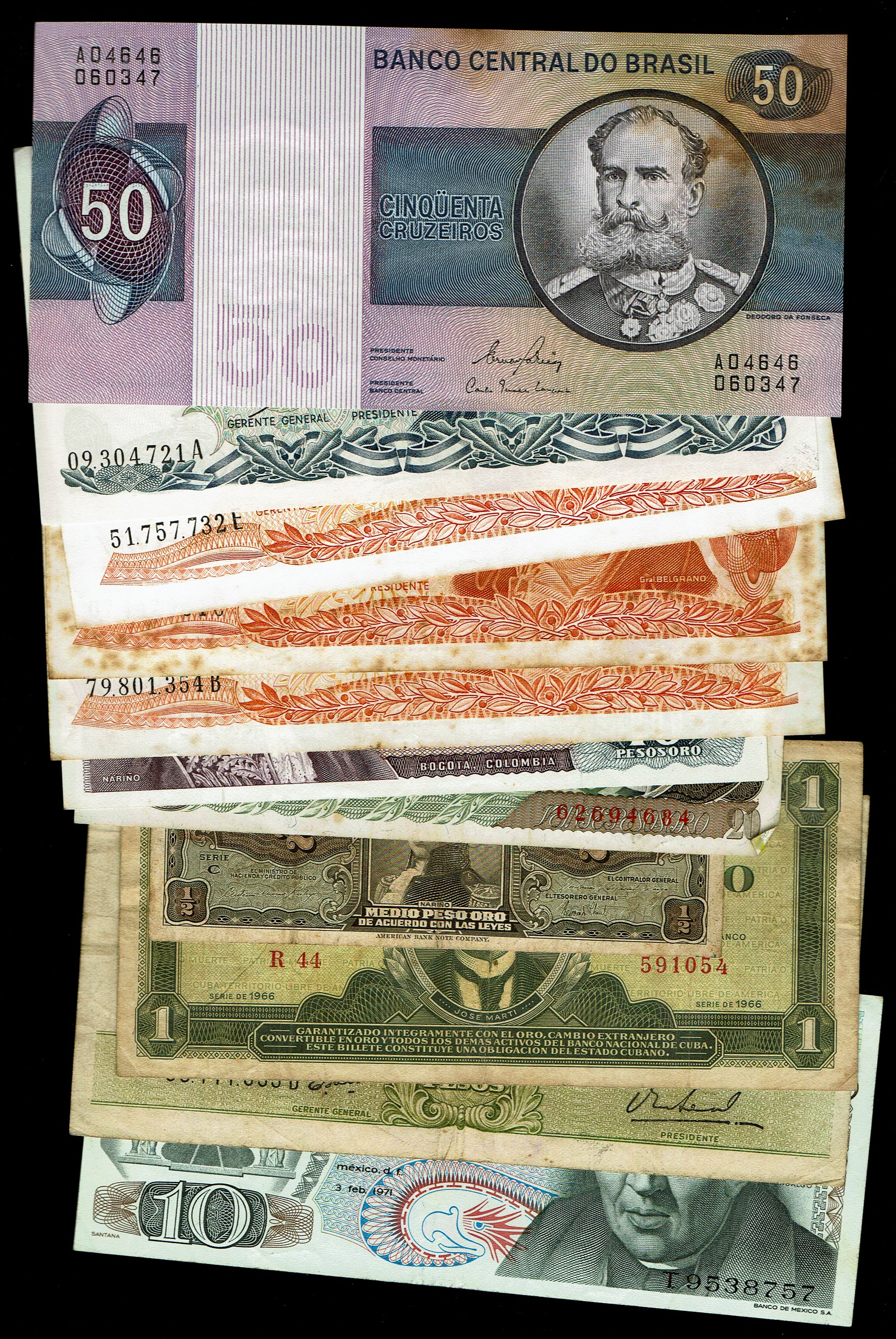 World - Very Large Group of World Banknotes - Various Countries, Years and Conditions - 1 9