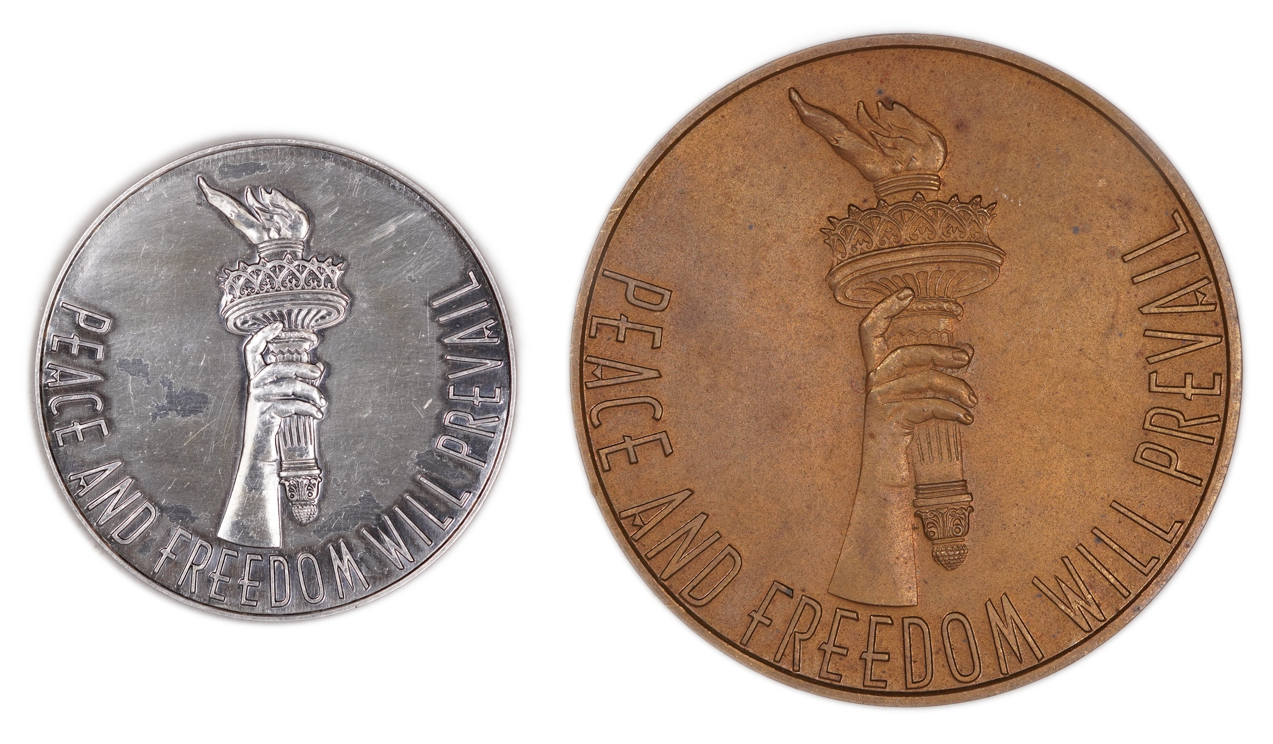 USA - Pair of "Twin Towers - September 11, 2001" Medals - Silver 925, 64.97g (60.1g pure silver, 1.93 oz), and ... - 1 0