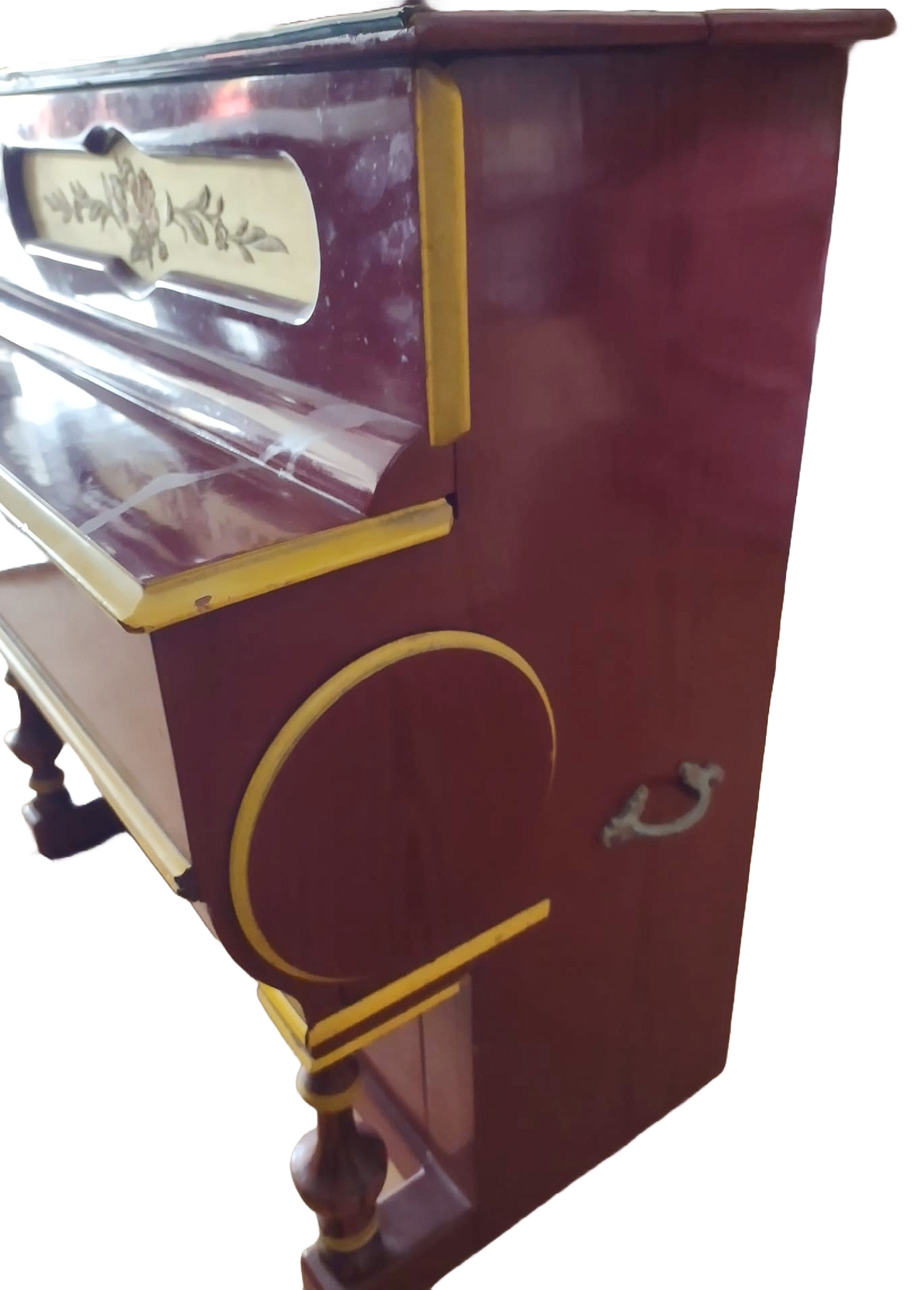 Beautiful Barrel Piano with Benito Villa Label and by Manubrio. Approx 60cm high by 61cm wide (including handle) ... - 1 5