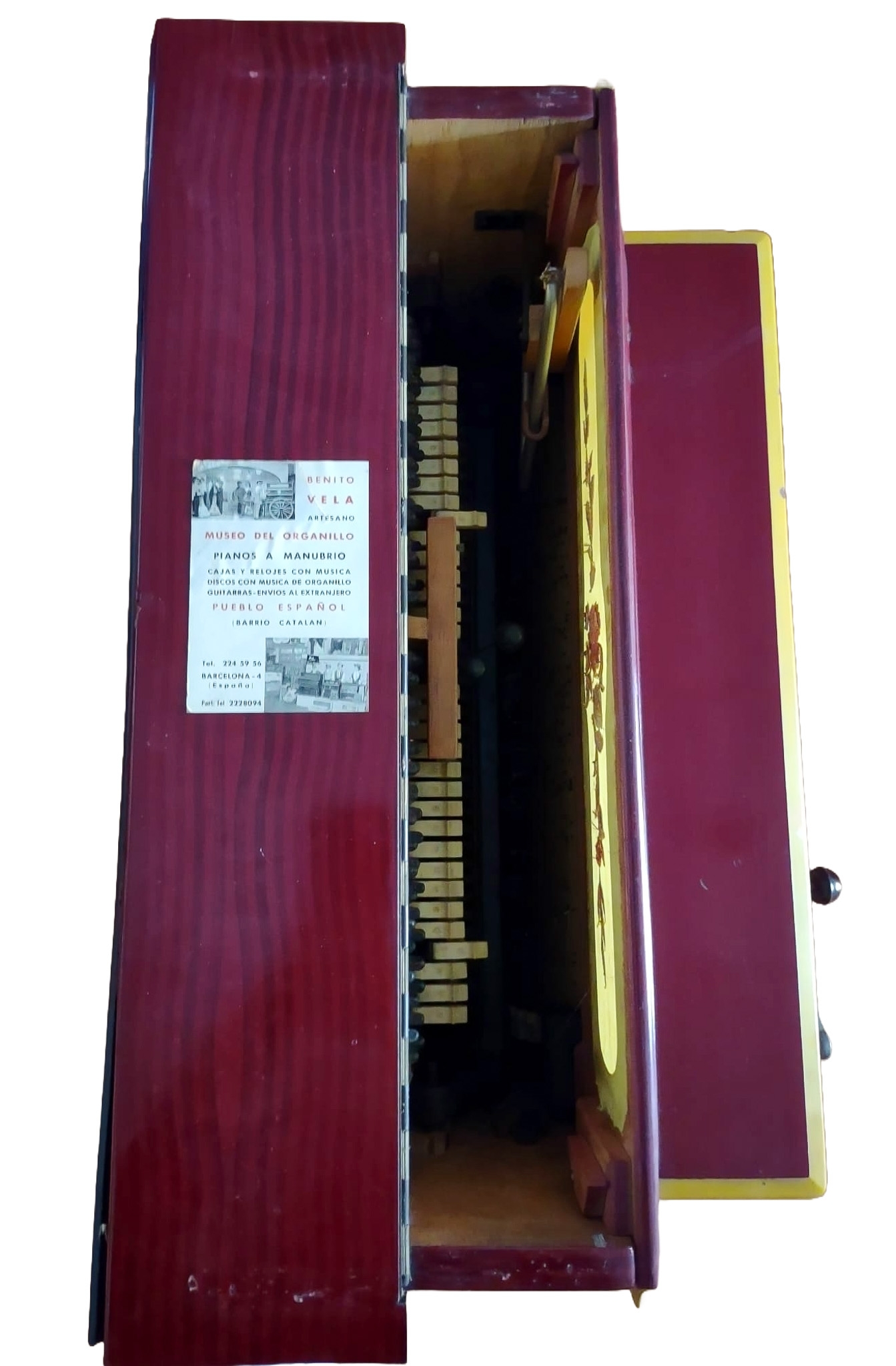 Beautiful Barrel Piano with Benito Villa Label and by Manubrio. Approx 60cm high by 61cm wide (including handle) ... - 1 2