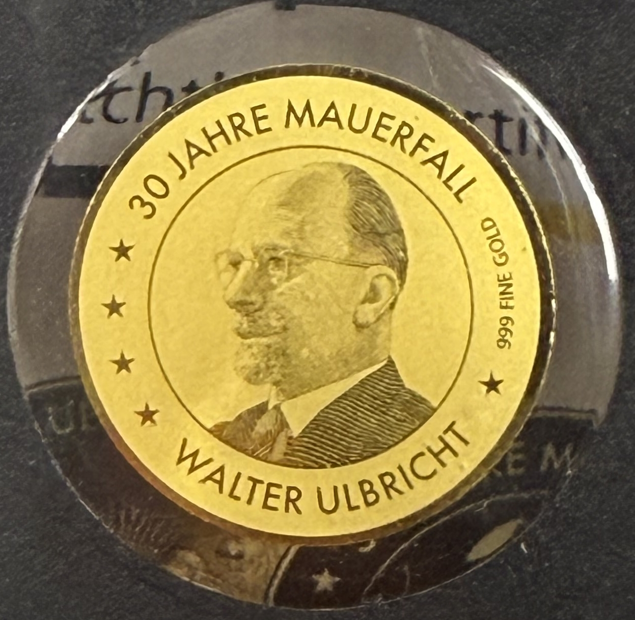 Chad - 30th Anniversary of the Fall of the Berlin Wall Collection - 11×3,000 Franc Coins - .999 Gold, Approximately ... - 1 24