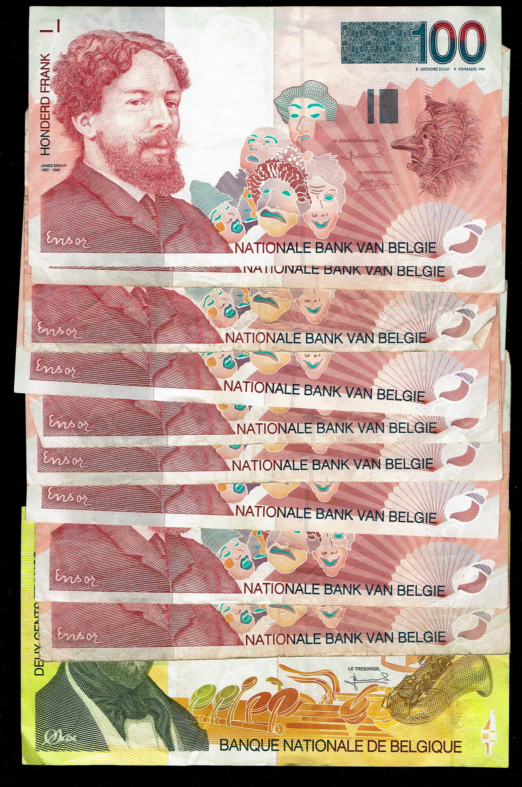 Belgium - Group of 10 Banknotes, Nine 100 Franc Notes and One 200 Franc Note - Total Face Value 1,100 Belgian Francs - 1 0