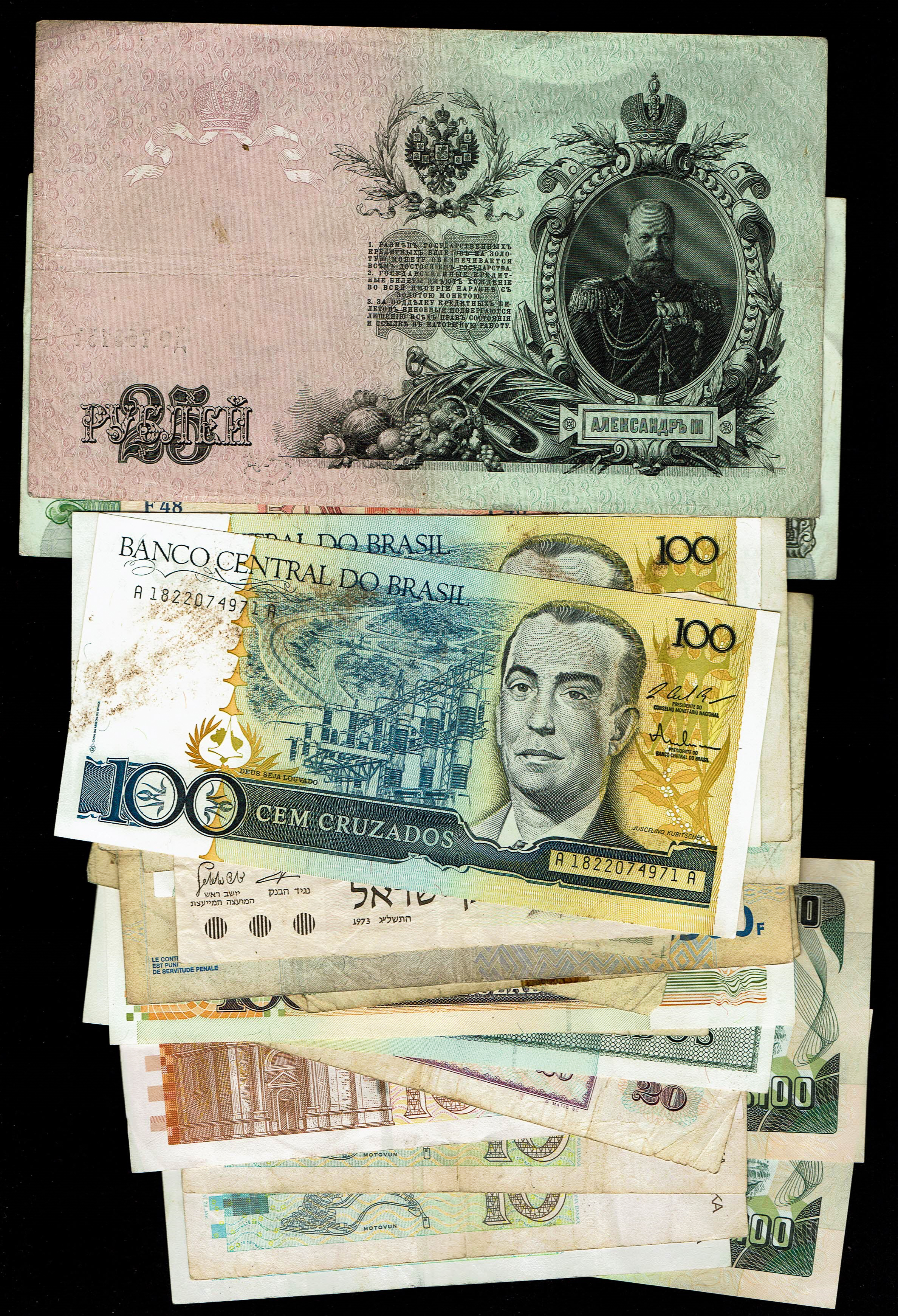 World - A very large collection of banknotes from around the world - different conditions, years and countries - 1 7