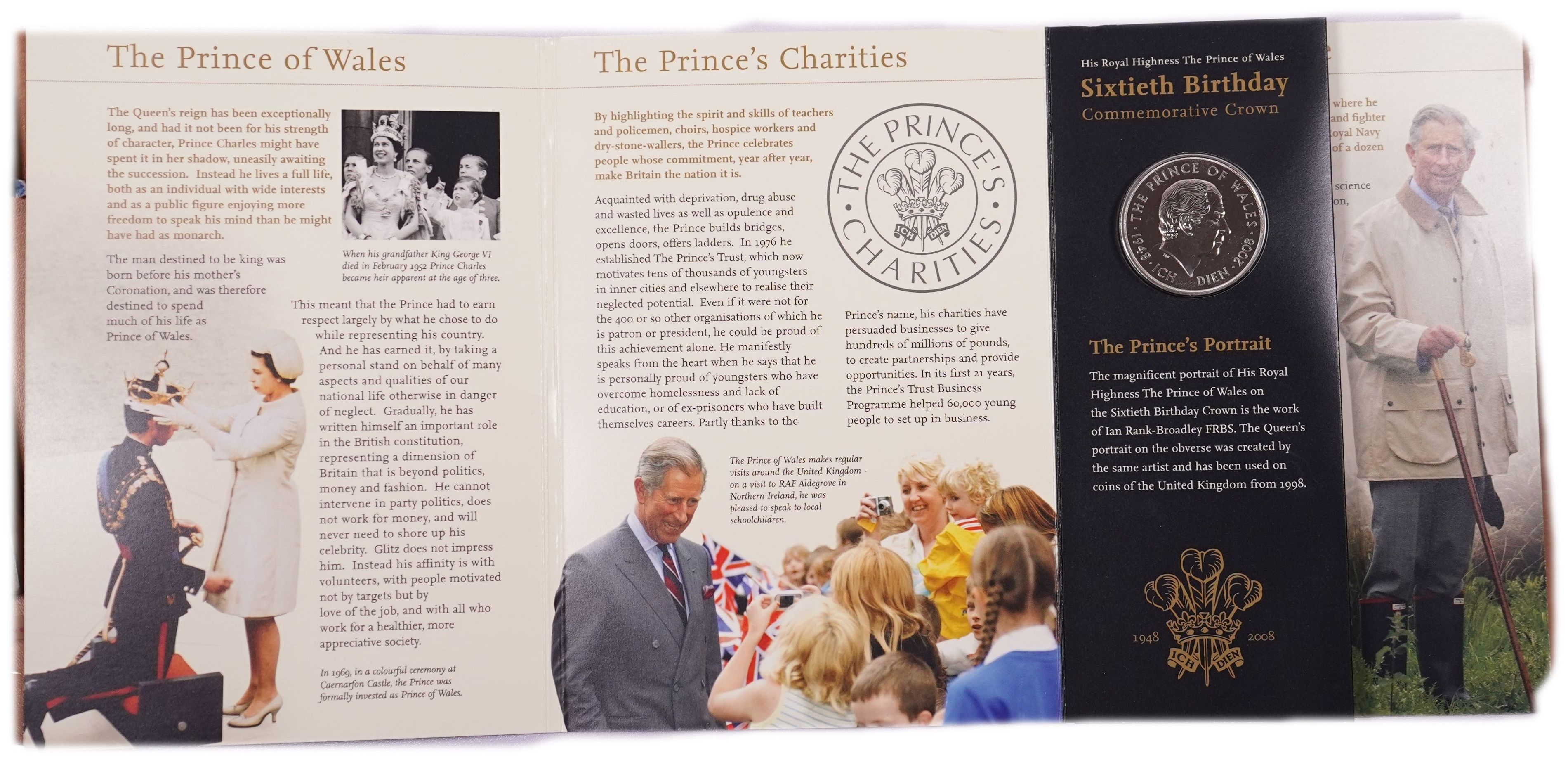 Great Britain - Set of 2 2008 £5 Coins - 60th Birthday of the Prince of Wales - Official Royal Mint Presentation ... - 1 2